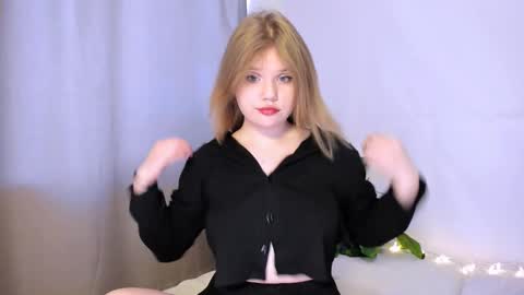 hi Im Mina  online show from 03/09/25, 01:14