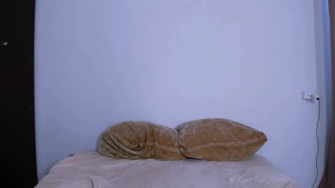 hi Im Mina  online show from 09/10/25, 01:27