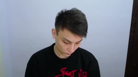 MINATO online show from 12/25/24, 01:10