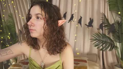 Frances  Next streams wed 5am - 9am fri sat sun 8am - 4pm GMT3 online show from 11/01/25, 06:15