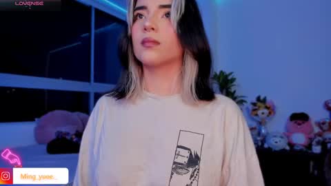 My name is Fer Nice to meet you  give it a thumbs up please its important online show from 02/11/25, 02:35