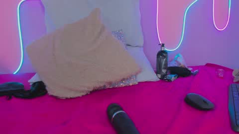 Mingie online show from 01/18/25, 05:37