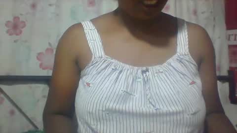 Snapshot of minie4tina chatting on 12/14/24, 05:03 Minie4Tina online show from 12/14/24, 05:03