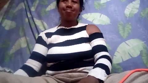 Snapshot of minie4tina chatting on 03/09/25, 04:49 Minie4Tina online show from 03/09/25, 04:49