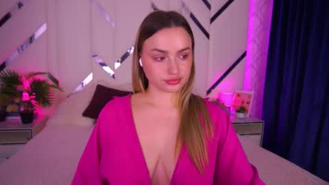 minifox_ online show from 10/30/25, 08:05