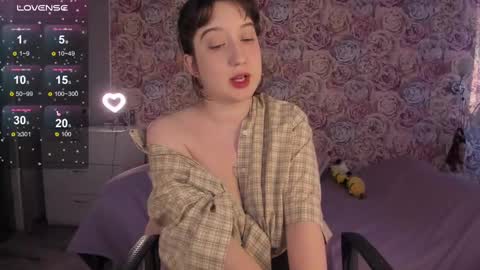 Snapshot of minionkaaa chatting on 12/10/24, 09:12 Ariana online show from 12/10/24, 09:12
