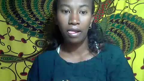 Snapshot of minouch211907 chatting on 10/13/25, 03:06 minouch211907 online show from 10/13/25, 03:06