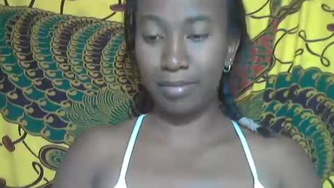 Snapshot of minouch211907 chatting on 10/14/25, 07:31 minouch211907 online show from 10/14/25, 07:31