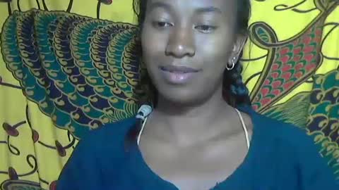 Snapshot of minouch211907 chatting on 10/15/25, 01:50 minouch211907 online show from 10/15/25, 01:50