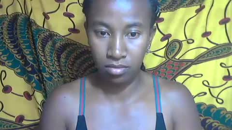 Snapshot of minouch211907 chatting on 10/17/25, 09:01 minouch211907 online show from 10/17/25, 09:01