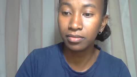 Snapshot of minouch211907 chatting on 11/06/25, 08:43 minouch211907 online show from 11/06/25, 08:43