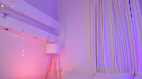 Lianna online show from 11/07/25, 06:57