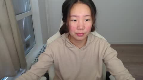 Snapshot of mira_g chatting on 02/13/25, 07:03 mira_g online show from 02/13/25, 07:03