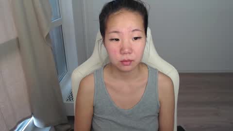 Snapshot of mira_g chatting on 03/04/25, 12:44 mira_g online show from 03/04/25, 12:44