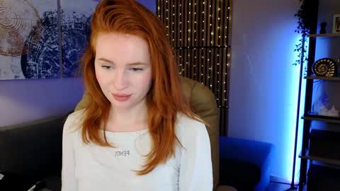 Snapshot of mira_glace chatting on 02/03/25, 12:47 Mira3 online show from 02/03/25, 12:47