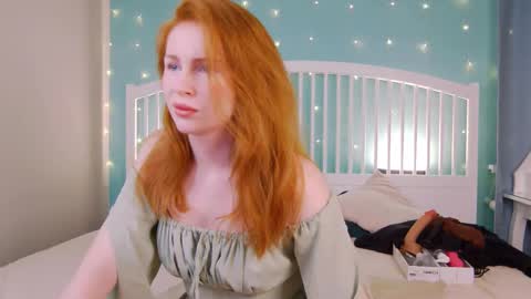 Snapshot of mira_glace chatting on 03/05/25, 10:11 Mira3 online show from 03/05/25, 10:11