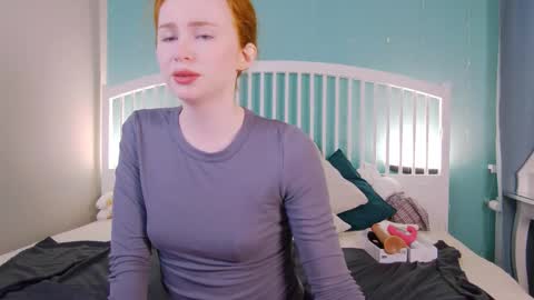 Snapshot of mira_glace chatting on 03/10/25, 12:26 Mira3 online show from 03/10/25, 12:26