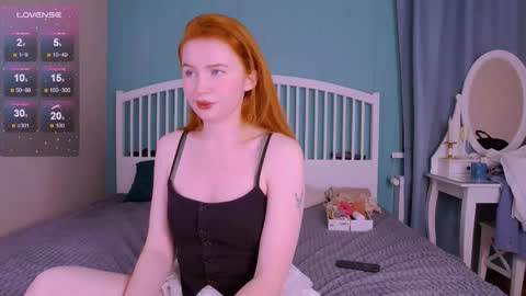 Snapshot of mira_glace chatting on 10/19/25, 10:27 Mira3 online show from 10/19/25, 10:27