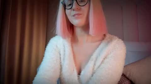 Mira online show from 11/30/25, 07:18