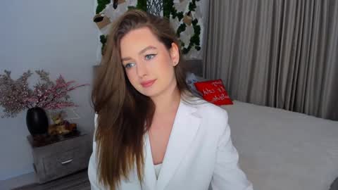 Emma online show from 01/18/25, 04:10