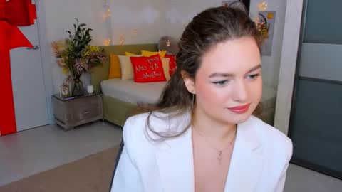 Emma online show from 02/05/25, 10:08