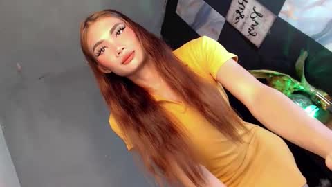 Zoey online show from 10/18/25, 03:13