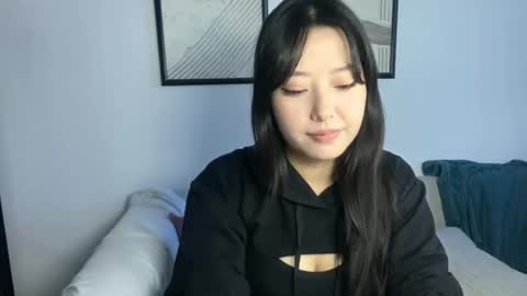 mirafloat online show from 11/11/25, 09:42