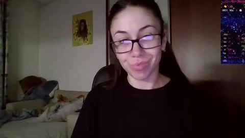 Snapshot of miranda_wish chatting on 12/21/24, 02:26 MIRANDA online show from 12/21/24, 02:26