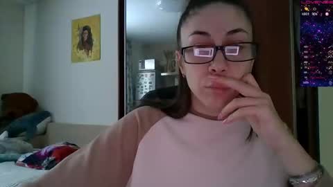 Snapshot of miranda_wish chatting on 12/28/24, 04:51 MIRANDA online show from 12/28/24, 04:51