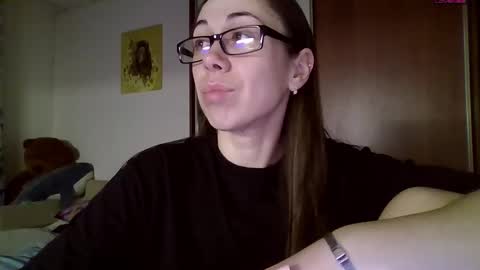 Snapshot of miranda_wish chatting on 01/16/25, 02:19 MIRANDA online show from 01/16/25, 02:19