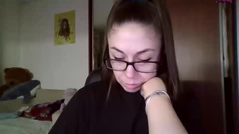 Snapshot of miranda_wish chatting on 01/20/25, 12:07 MIRANDA online show from 01/20/25, 12:07