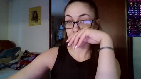 Snapshot of miranda_wish chatting on 02/26/25, 11:30 MIRANDA online show from 02/26/25, 11:30