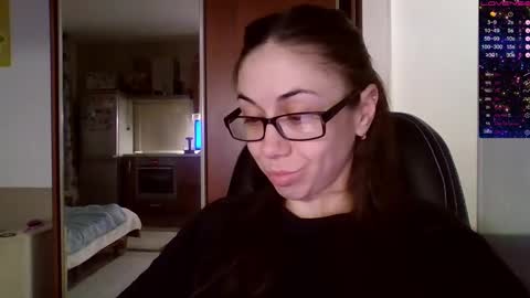 Snapshot of miranda_wish chatting on 03/12/25, 02:12 MIRANDA online show from 03/12/25, 02:12