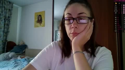 Snapshot of miranda_wish chatting on 09/23/25, 05:10 MIRANDA online show from 09/23/25, 05:10