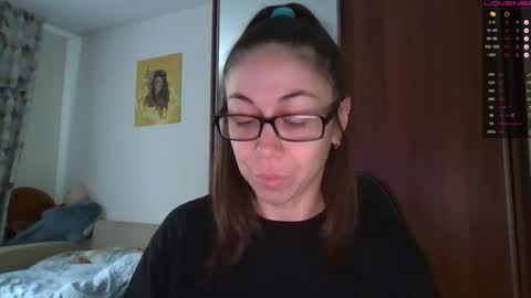 Snapshot of miranda_wish chatting on 09/24/25, 05:44 MIRANDA online show from 09/24/25, 05:44