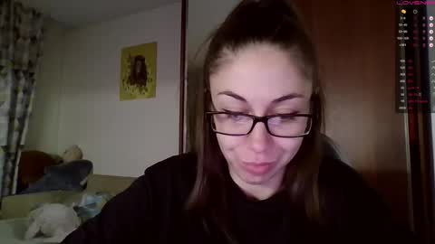 Snapshot of miranda_wish chatting on 09/29/25, 02:44 MIRANDA online show from 09/29/25, 02:44