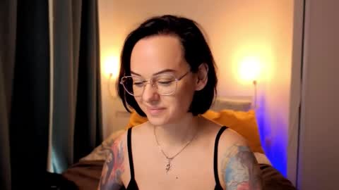 Snapshot of miraskyy chatting on 10/07/25, 02:36 MiraSkyy online show from 10/07/25, 02:36