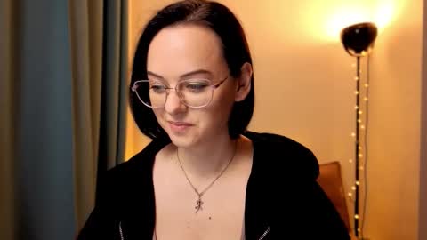 Snapshot of miraskyy chatting on 11/07/25, 05:24 MiraSkyy online show from 11/07/25, 05:24