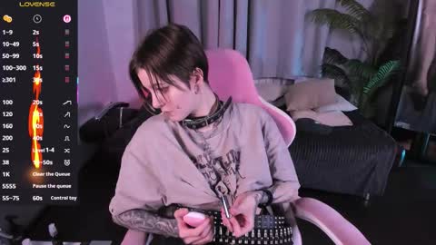 MiraVelle online show from 10/09/25, 09:24