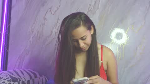 Snapshot of mirelli_g chatting on 10/11/25, 01:31 mirelli_g online show from 10/11/25, 01:31