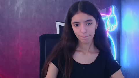 Snapshot of miri_miss chatting on 12/13/24, 02:16 Miri online show from 12/13/24, 02:16