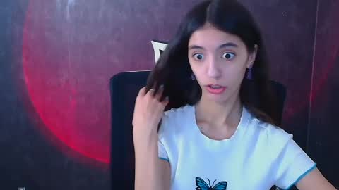 Snapshot of miri_miss chatting on 12/27/24, 08:02 Miri online show from 12/27/24, 08:02