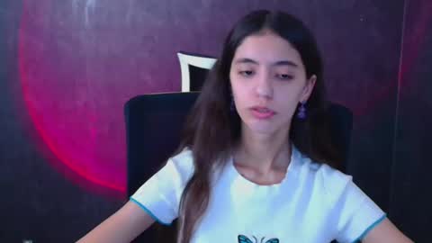 Snapshot of miri_miss chatting on 12/28/24, 10:47 Miri online show from 12/28/24, 10:47