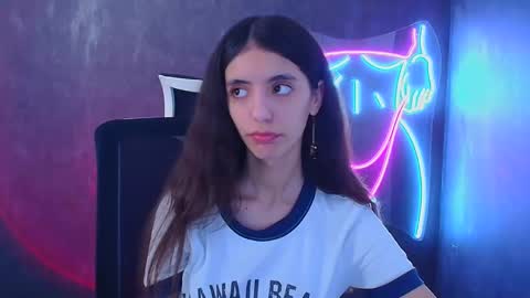 Snapshot of miri_miss chatting on 01/16/25, 04:28 Miri online show from 01/16/25, 04:28