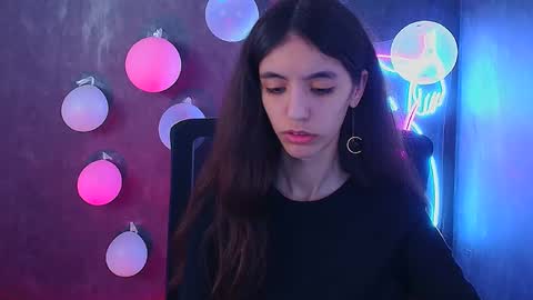 Snapshot of miri_miss chatting on 02/16/25, 04:10 Miri online show from 02/16/25, 04:10