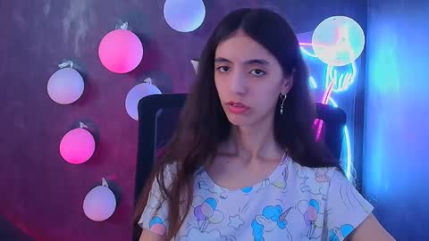 Snapshot of miri_miss chatting on 02/20/25, 01:51 Miri online show from 02/20/25, 01:51