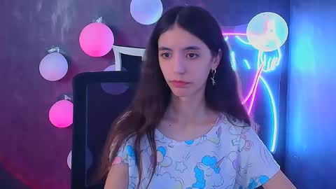 Snapshot of miri_miss chatting on 02/20/25, 04:57 Miri online show from 02/20/25, 04:57