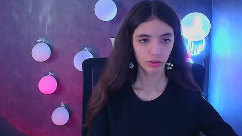 Snapshot of miri_miss chatting on 02/26/25, 03:19 Miri online show from 02/26/25, 03:19