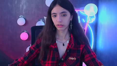 Snapshot of miri_miss chatting on 03/07/25, 03:49 Miri online show from 03/07/25, 03:49