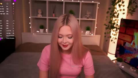 Snapshot of mirianscorgie chatting on 11/06/25, 07:59 Elsa online show from 11/06/25, 07:59